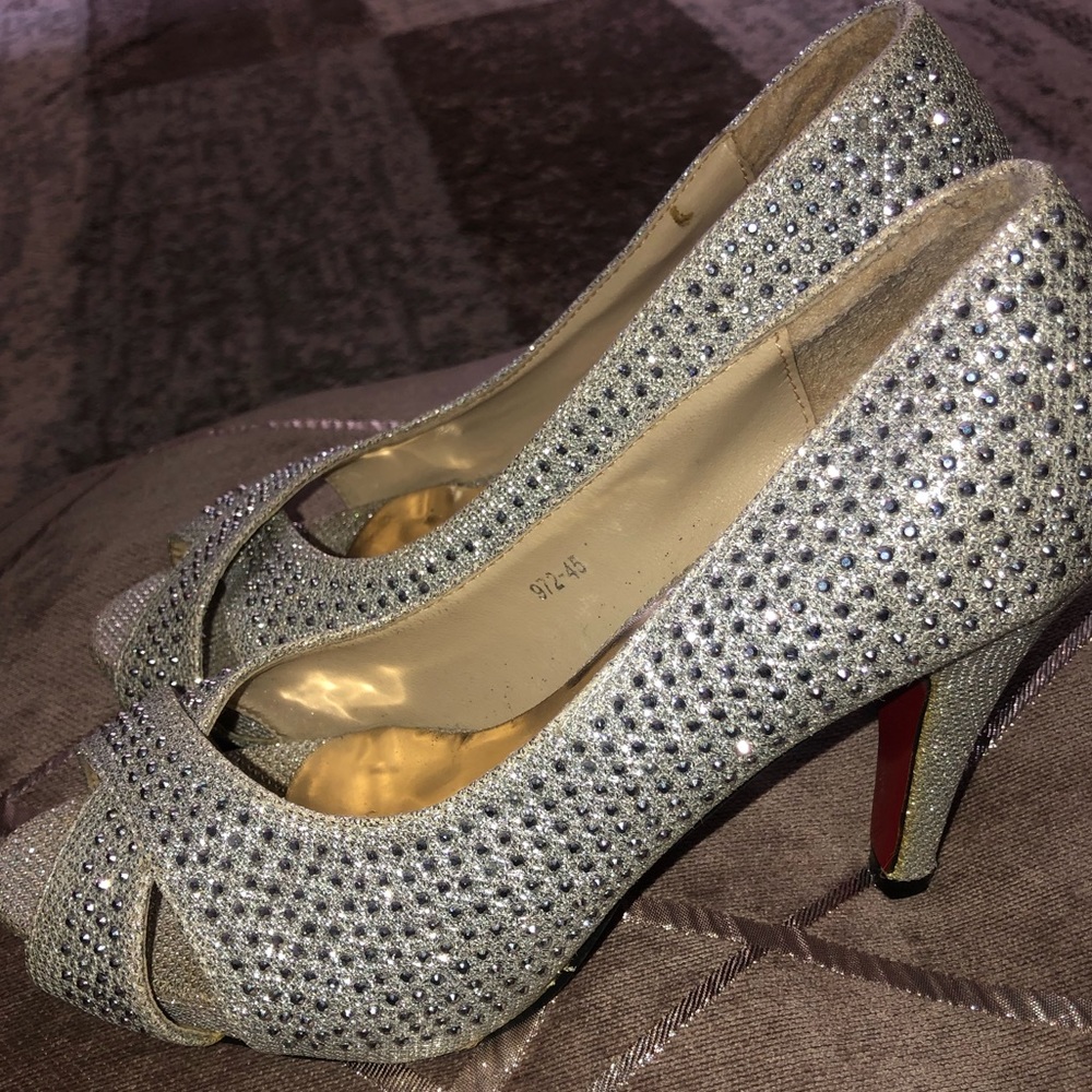 ⚜️✨RHINESTONE HEELS ✨⚜️